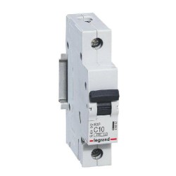 RX3 DISJ 1P C10 4500A
