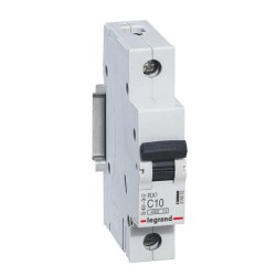RX3 DISJ 1P C10 4500A