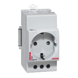 TOMADA CORRENTE 2P+T LAT. 16A 
