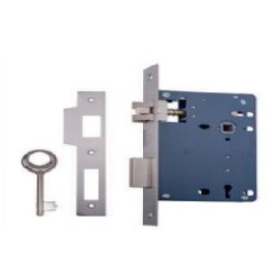 FECHADURA F15X60MM C/TRINCO...